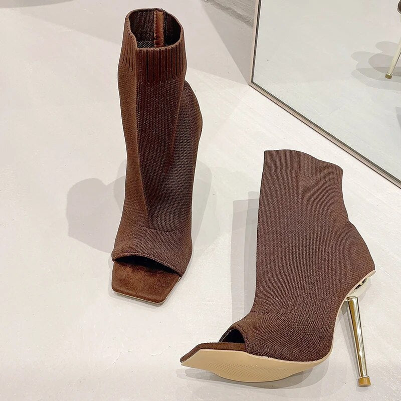 Thin High Heels for a Sexy Look